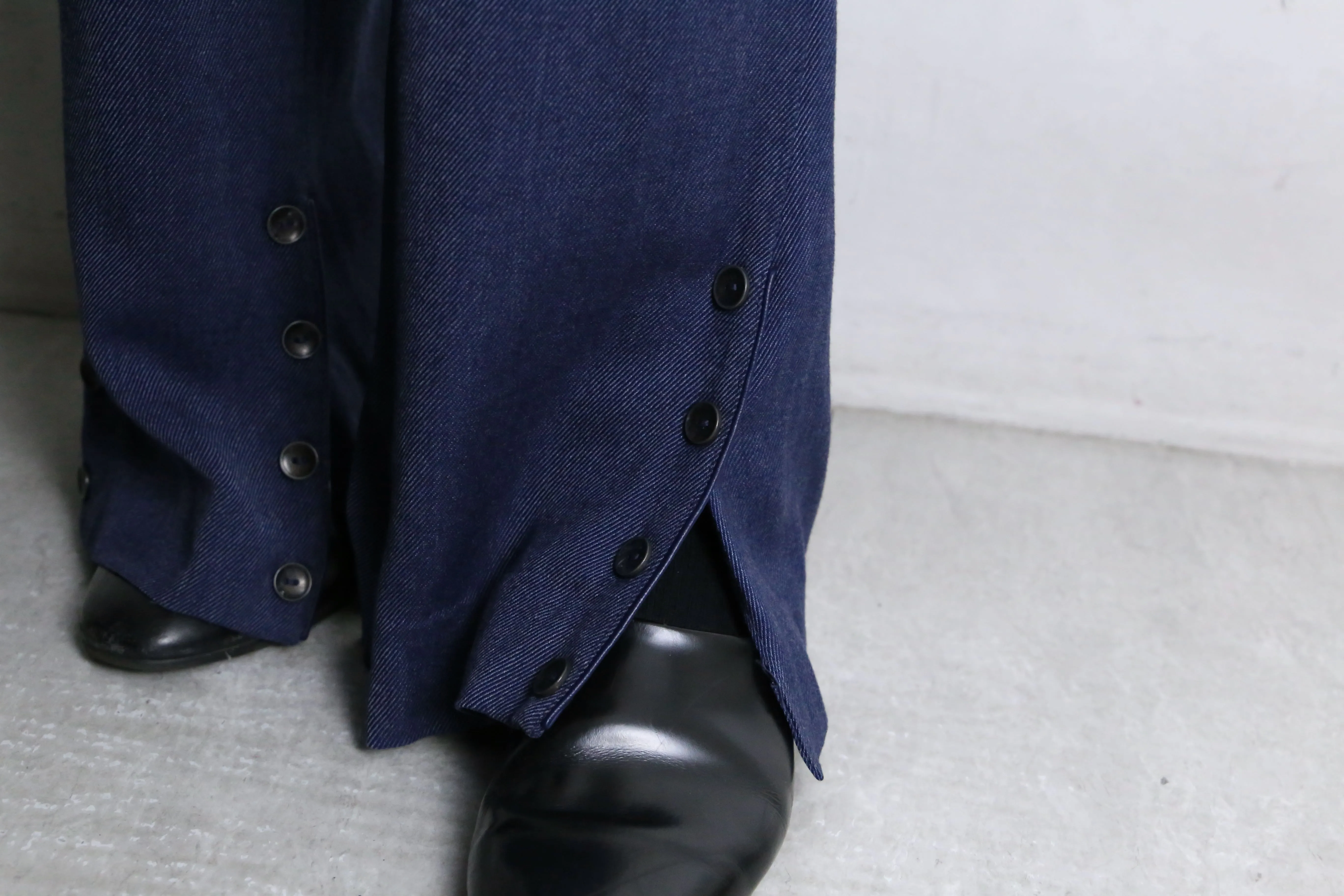 70’s navy button flare design pants