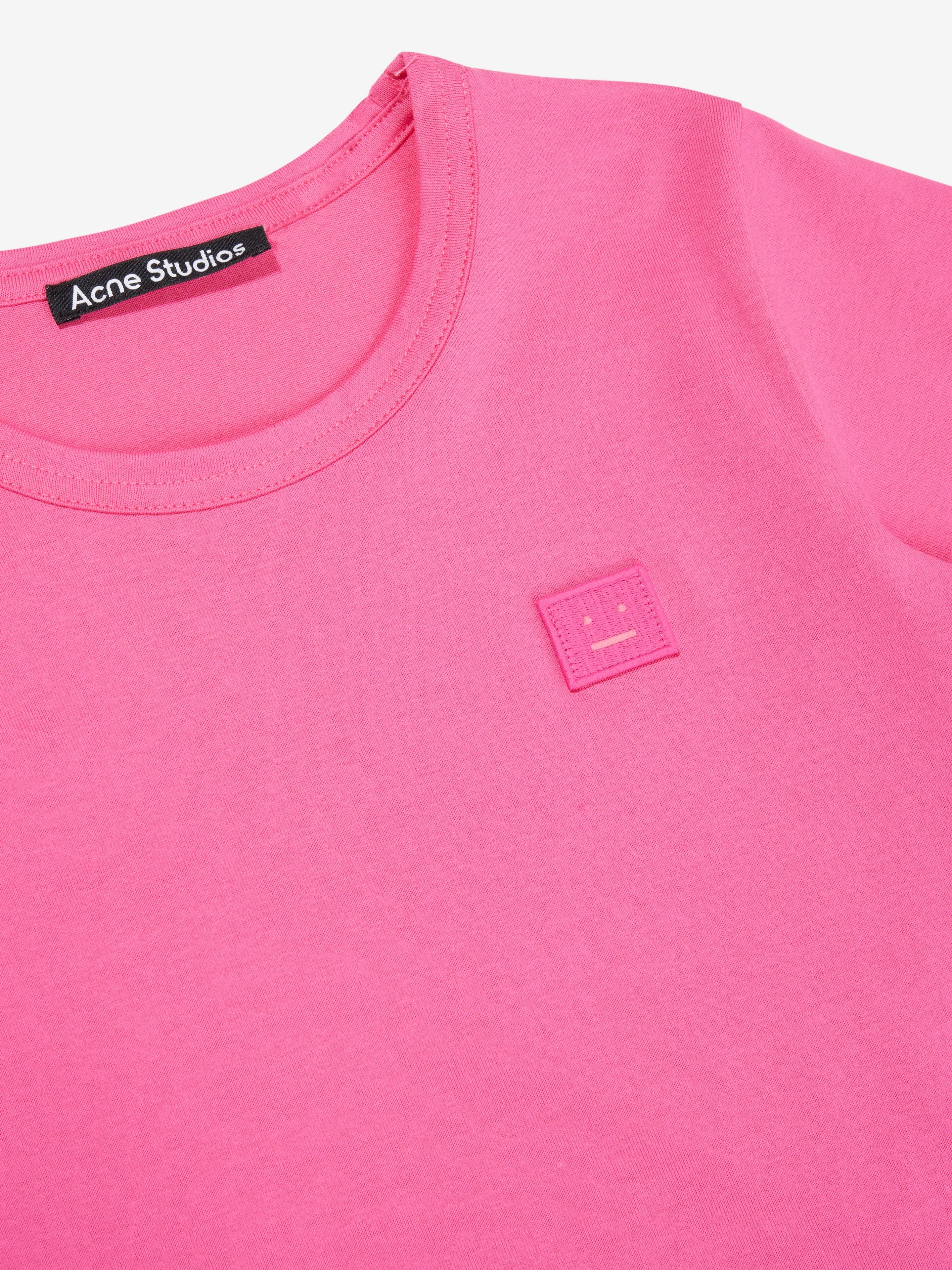 Acne Studios Kids Mini Nash Face T-Shirt in Pink