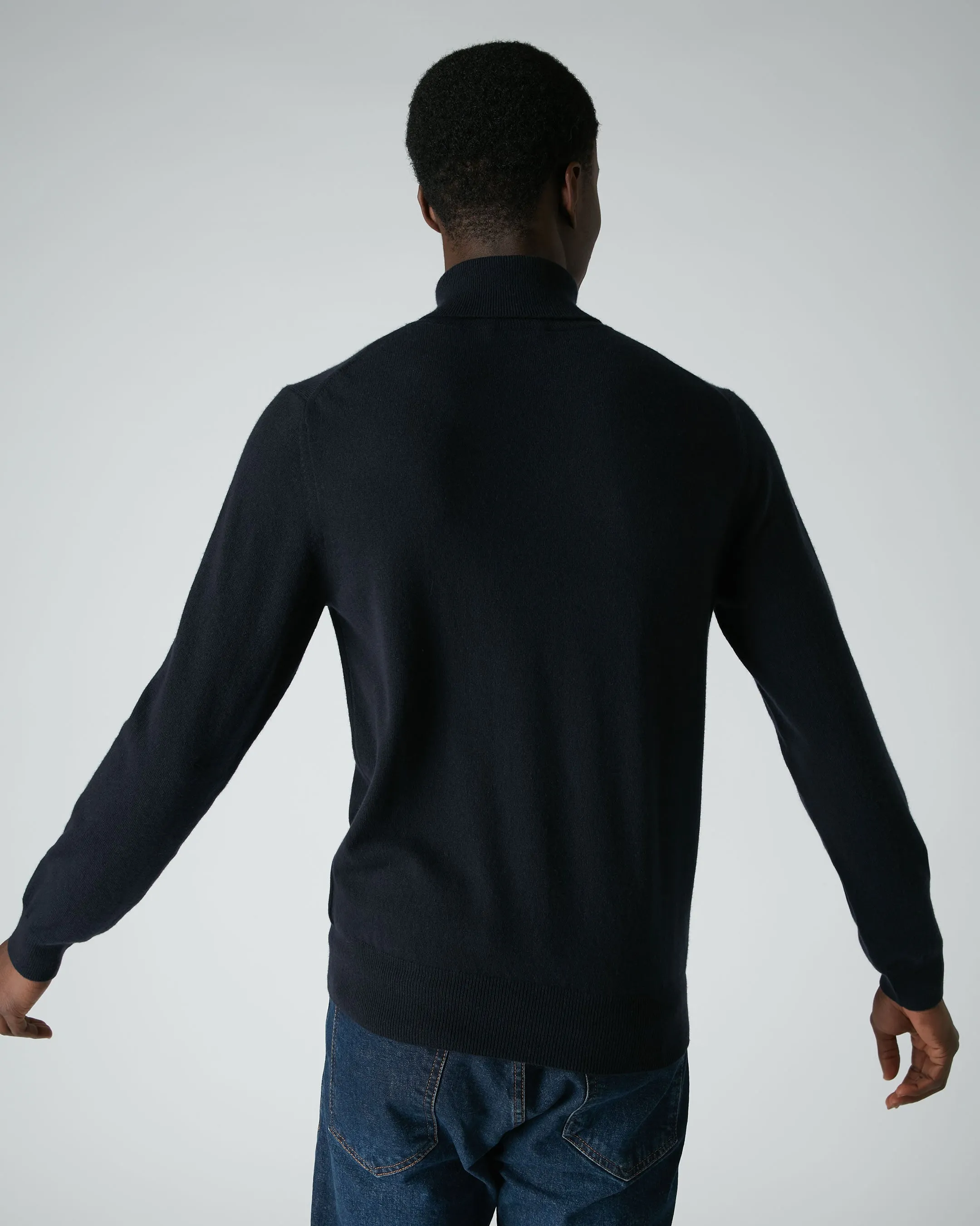 Men's Trafalgar Turtle Neck Cashmere Sweater Navy Blue