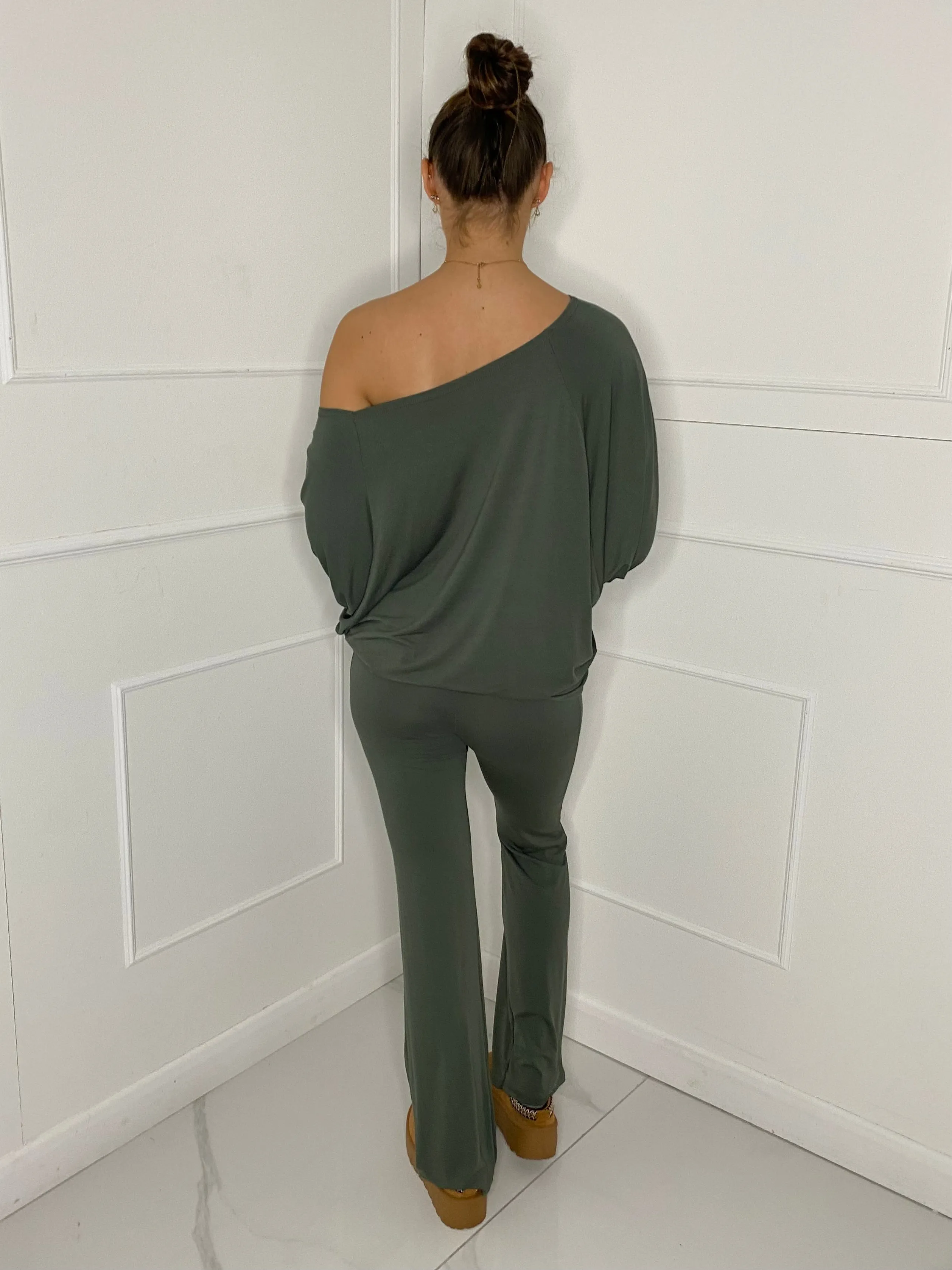 Off Shoulder Flared Slinky Loungeset - Green