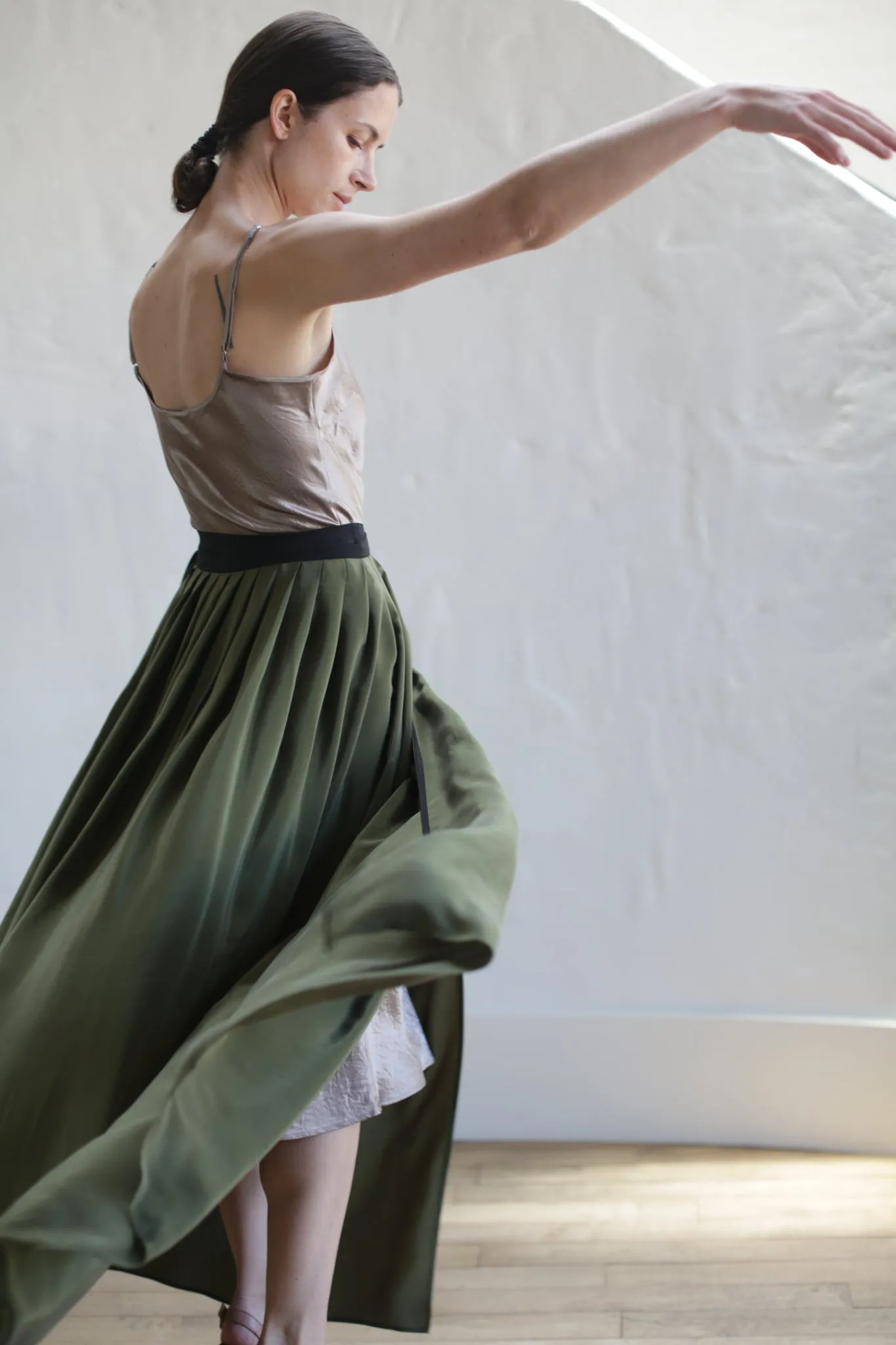 Silk Pleated Long Wrap Skirt | Olive