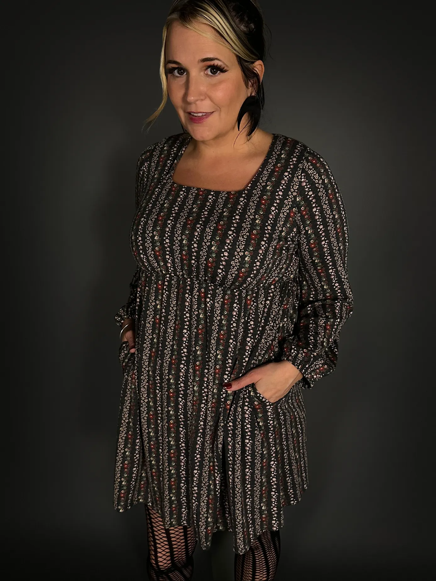 Square Neck Long Sleeve Babydoll Dress with Pockets Floral Print on Charcoal