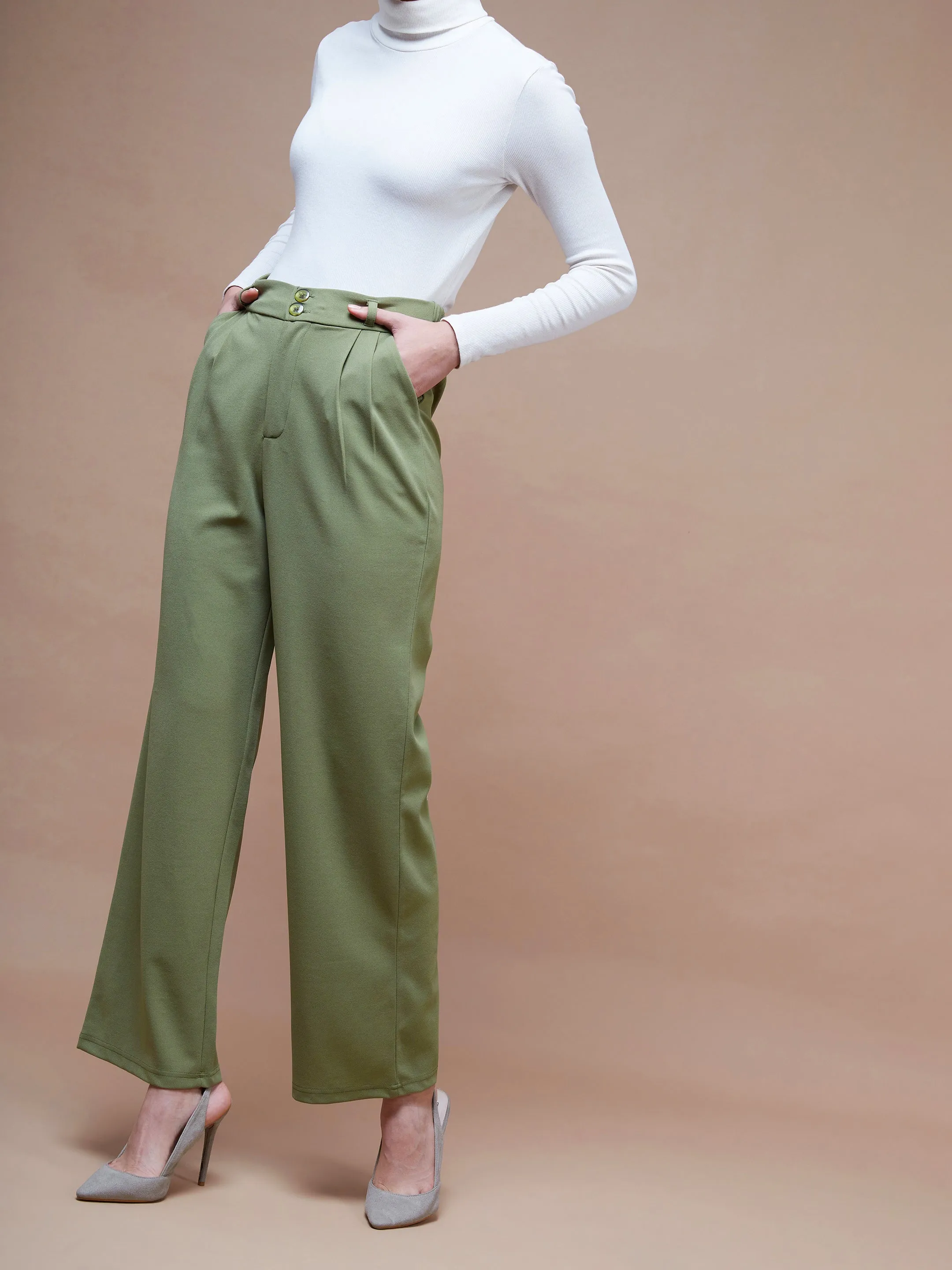 Women Olive Pleated Straight Stretchable Pants